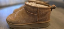 UGG Classic Ultra Mini Platform Boot Big Kid's size 5 Chestnut New W/O Box