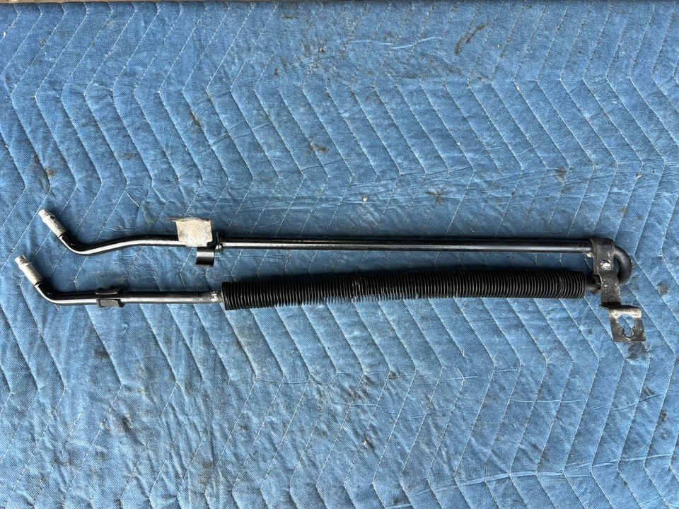 Líneas de enfriador de aceite del motor de dirección asistida Volvo S60R V70R 2005-2007 OEM #2901EM Foto 2 de 4