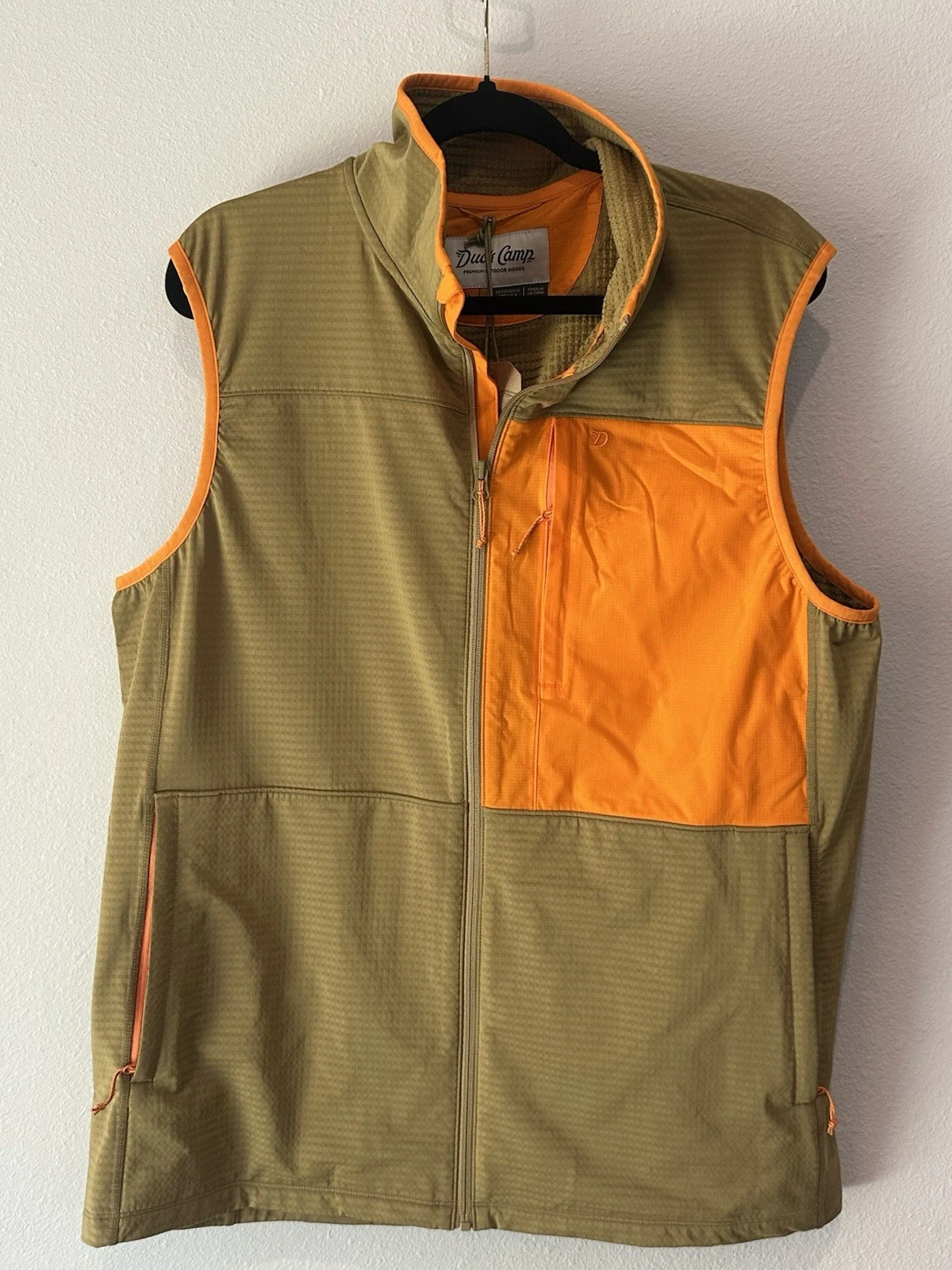 Duck Camp Men's Lightweight Grid Tech Vest Size Large
Opens in a new window or tab