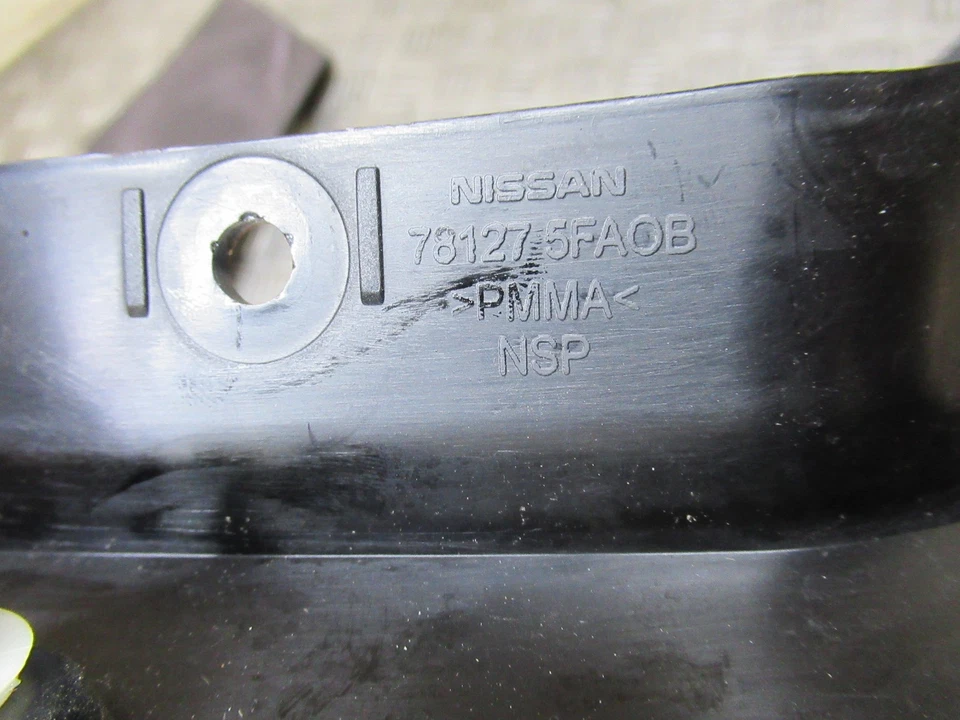 Nissan Micra IG-T XTRONIC K14 2019 1,0 gasolina par de embellecedores de cuartos traseros ref253 Foto 4 de 4