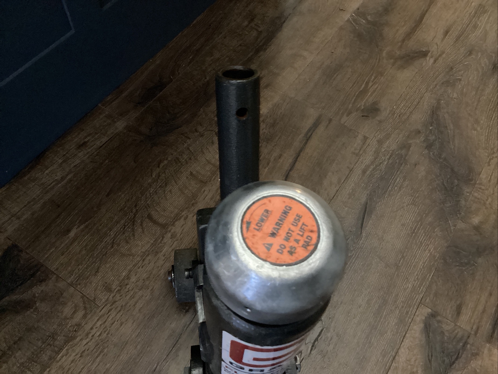Gray FLJ400C 4 Ton Lift Cap 16 In Max Lift