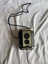 EASTMAN KODAK BROWNIE REFLEX Vintage Film Camera Synchro Model w/Strap USA
