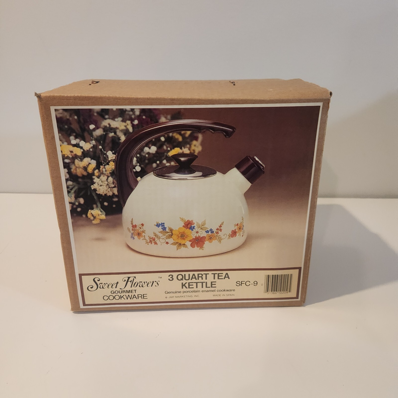Vintage New Sweet Flowers Gourmet Cookware 3 QT Tea Pot Kettle Porcelain Enamel
