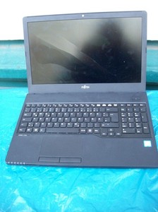 Fujitsu LIVEBOOK A357 i3 defekt als Ersatzteil-005