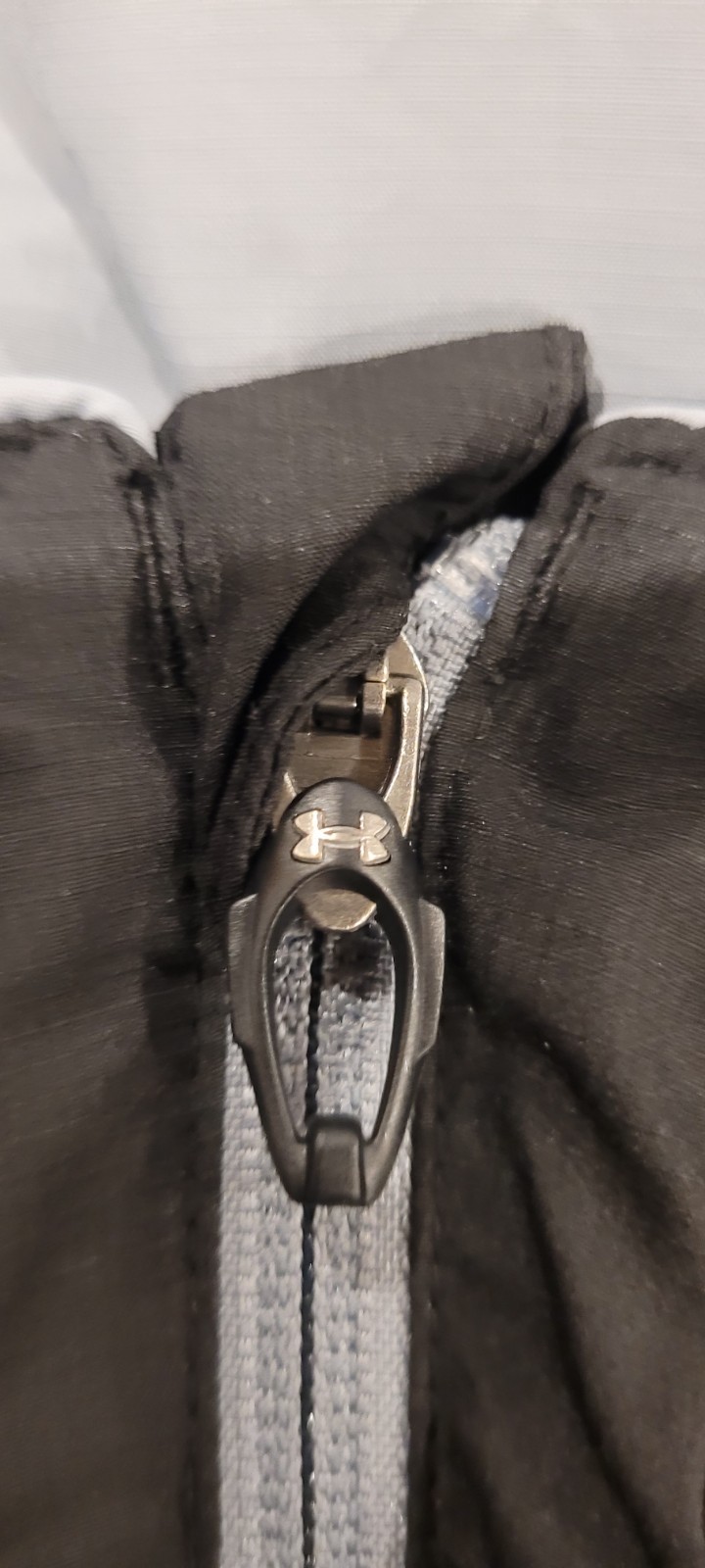 Boeing Under Armour Storm Windbreaker Hooded Jacket Women M Waterproof Raincoat thumbnail 15