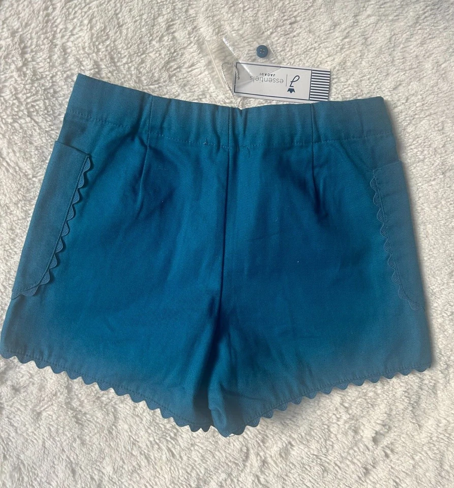 Shorts femininos Jacadi Paris NOVO COM ETIQUETAS. Tamanho 4Y. Azul. Algodão orgânico. Bolsos - Imagem 2 de 3