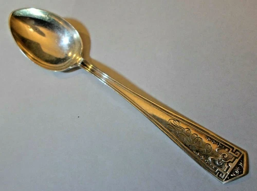 International Silver Devonshire Teaspoon 5 3/4" Sterling Antique 1914 Flatware