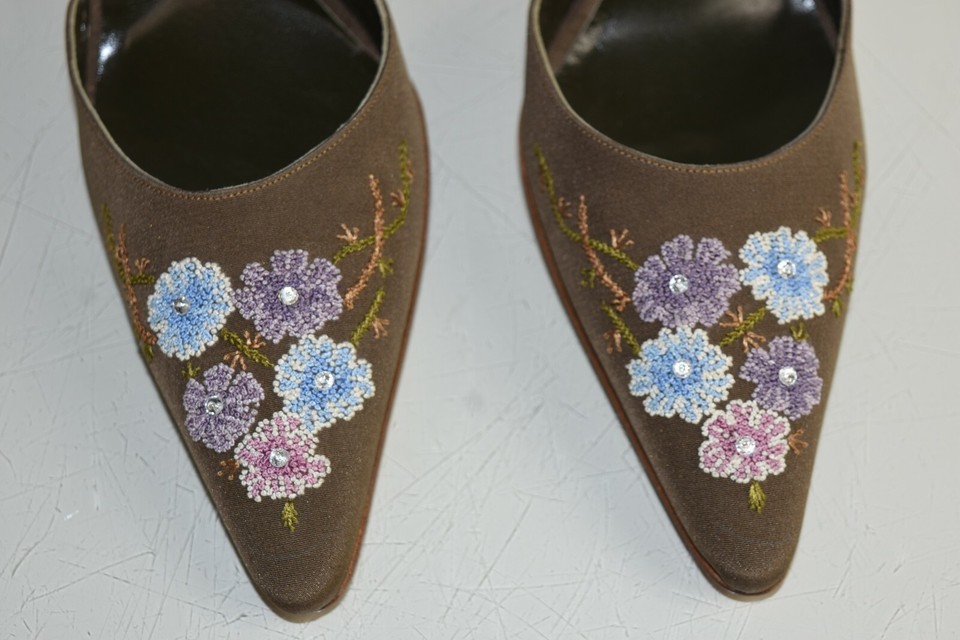 Escarpins Manolo Blahnik Carolyne Talons Bijoux Vert Olive - Taille 41, Neufs