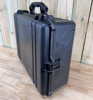 Pelican 1600 Protector Storage Case Waterproof Black Good