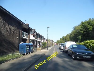 Photo 6x4 Tellson Avenue, Shooters Hill Eltham The east half of the road  c2014