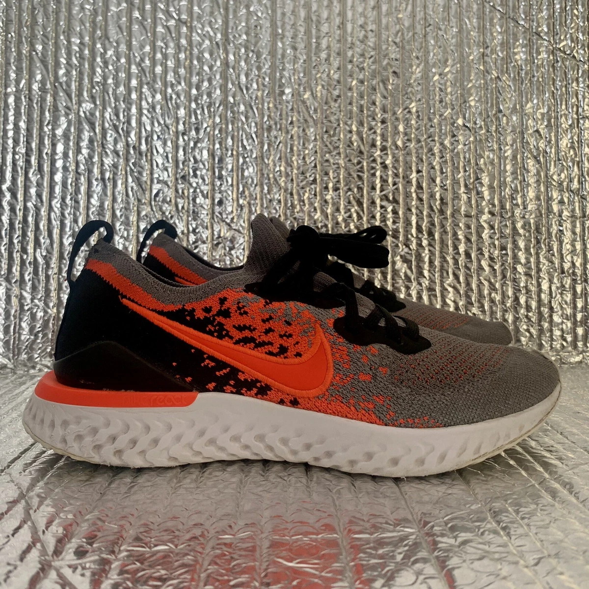Nike epic react hotsell flyknit bright crimson