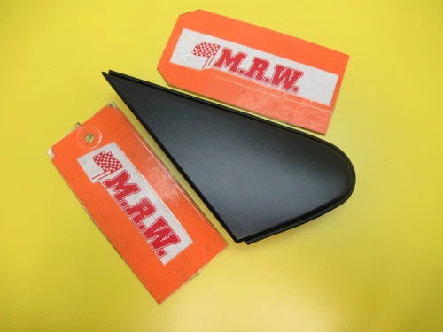 FENDER MOLDING DOOR MIRROR CORNER COVER PASSENGER SIDE RH oem TOYOTA RAV4 06-12