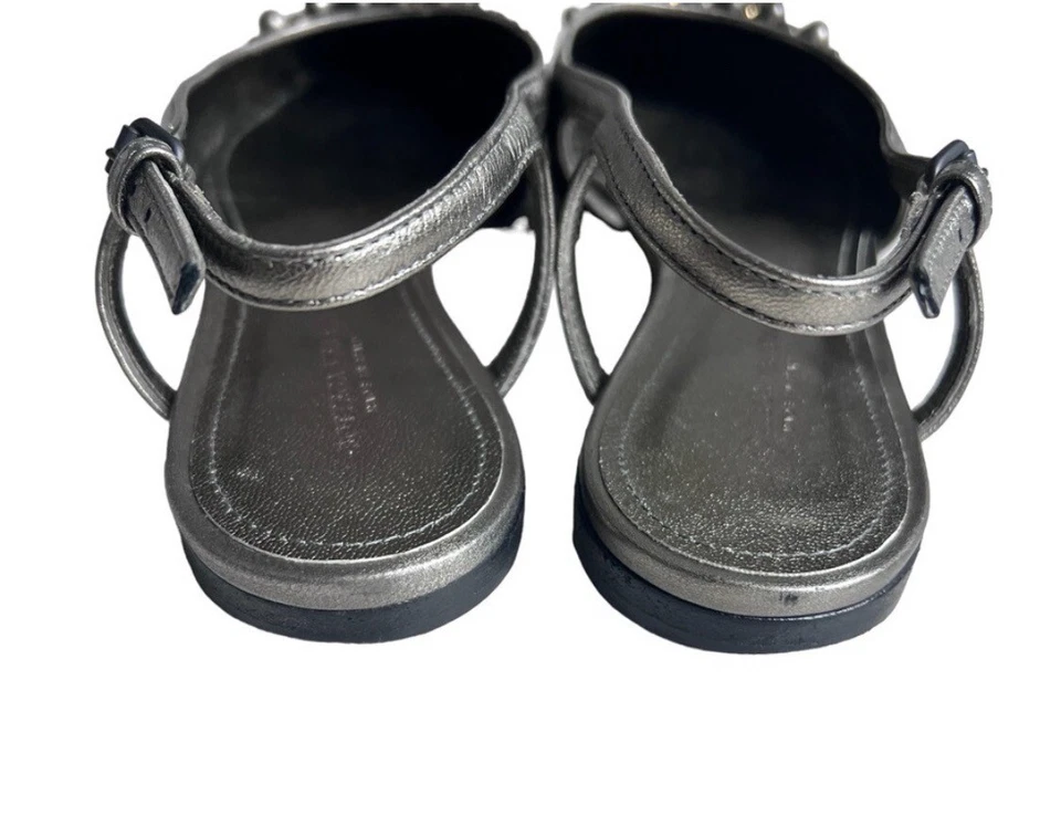 Bottega Veneta The Tippie Metálico Plateado Tachonado Eslinga Trasera Punta Plana Foto 4 de 4