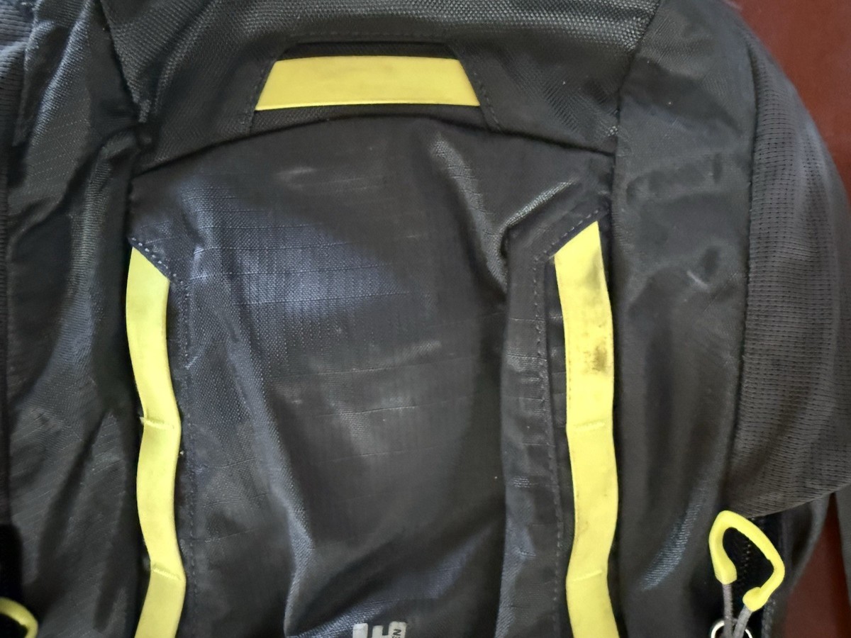 Thule Enroute Strut Backpack - Very Good  View 4