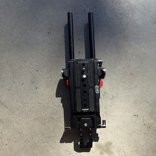 Tilta BS T26 Quick Release Baseplate for Canon Cinema EOS C200 Black/Red