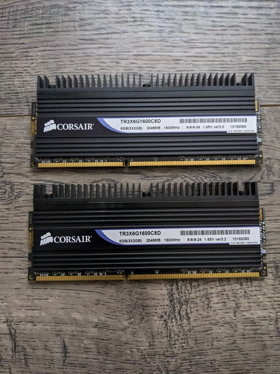 CORSAIR Dominator メモリー TR3X6G1600C8D 2 Corsair Dominator DDR3 1600MHz 4gb (2x2gb) 2048mb TR3X6G1600C8D