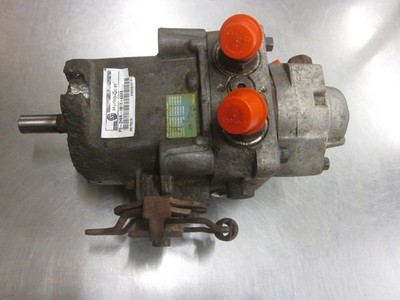 LT Rich Z Spray Max Sprayer Spreader Left Hydraulic Pump 135-5250 80400-AE