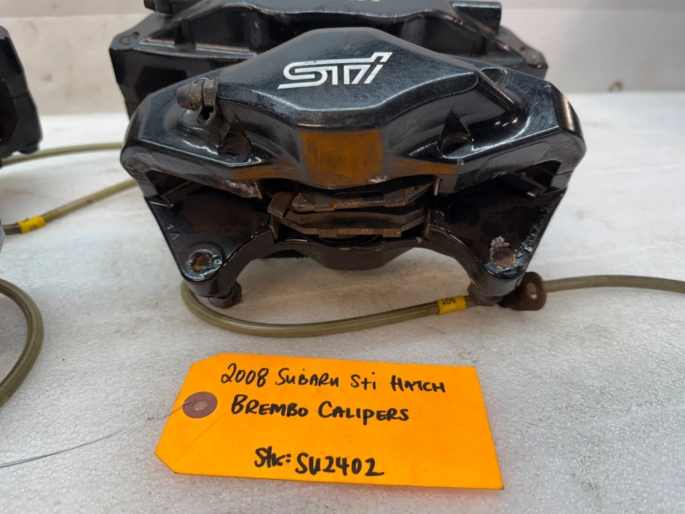 08-17 SUBARU IMPREZA STi OEM BREMBO NEGRO PINZAS DE FRENO JUEGO DE CUATRO COMPLETO Foto 3 de 4