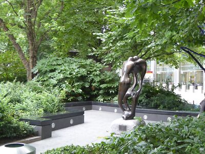 Photo 6x4 Sculpture Canada Square Park Bob Allen sculpted ''It Takes Two''  c2016