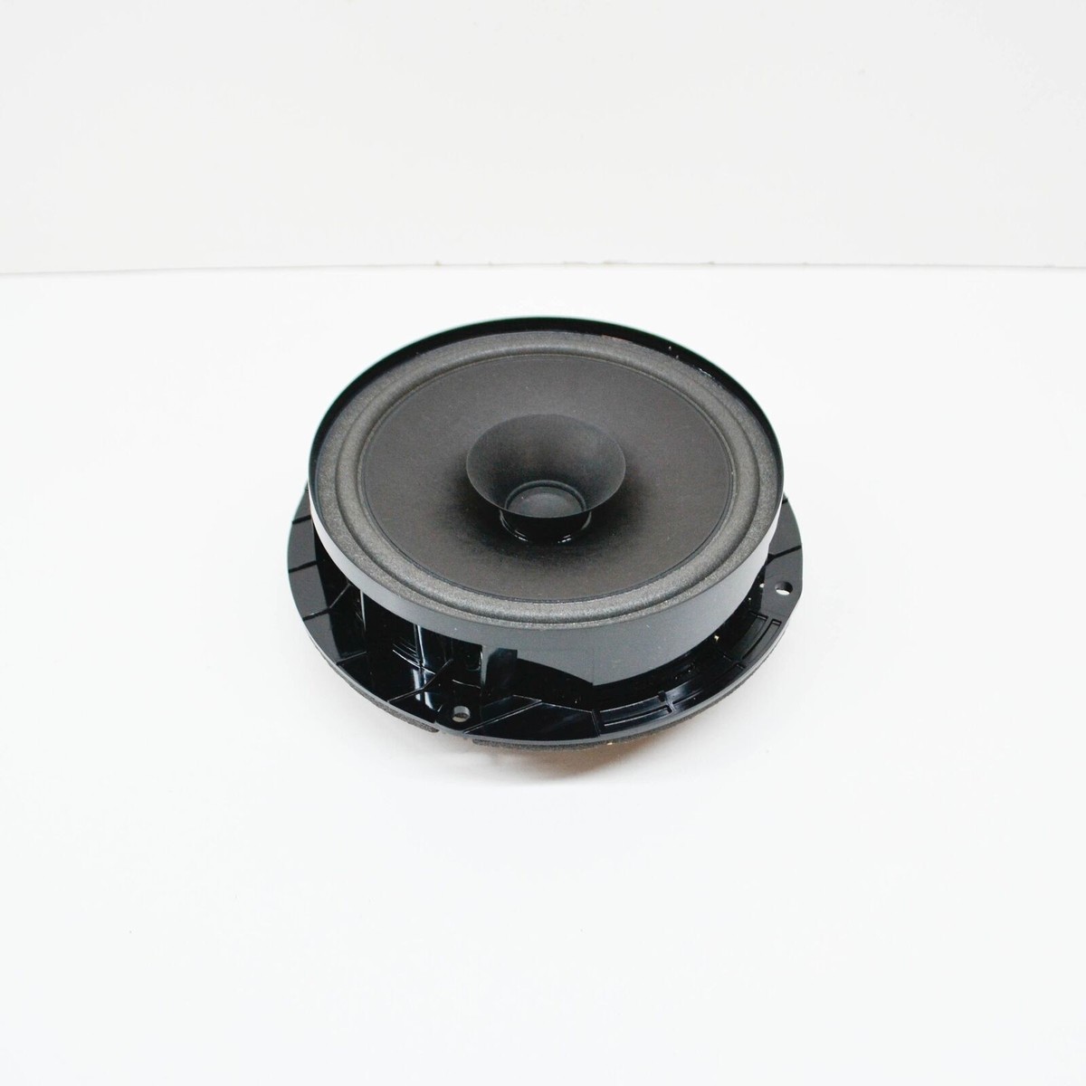 NEW VOLKSWAGEN JETTA MK6 REAR DOOR SPEAKER 5C6035710A | eBay