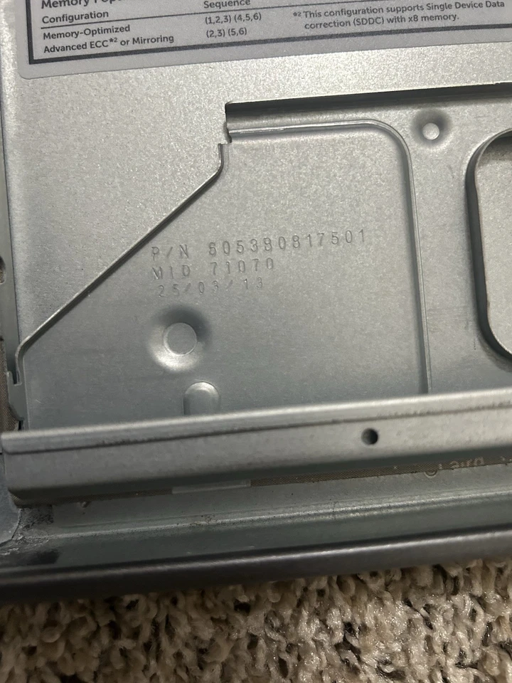 Panel lateral Dell Poweredge T320, T420 6053B0817501 Foto 3 de 4