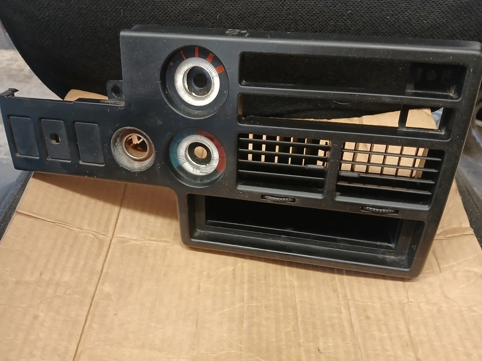 1986-1993 Mazda B2000 B2200 B2600 heater control bezel face plate OEM - Image 2 of 4