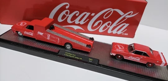 Camión Dodge M2 1/64 1974 + Dodge Dart Swinger 340 1969 Foto 2 de 4