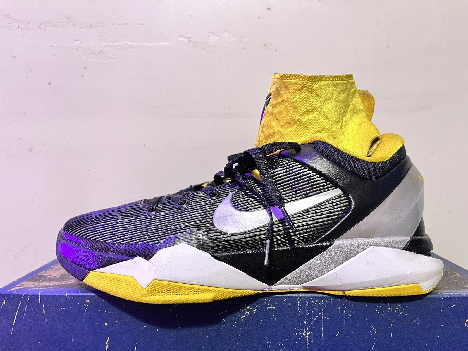 2012 Nike Kobe VII 7 Supreme noir Del Sol jaune blanc taille 8,5 d'occasion rare d'origine
