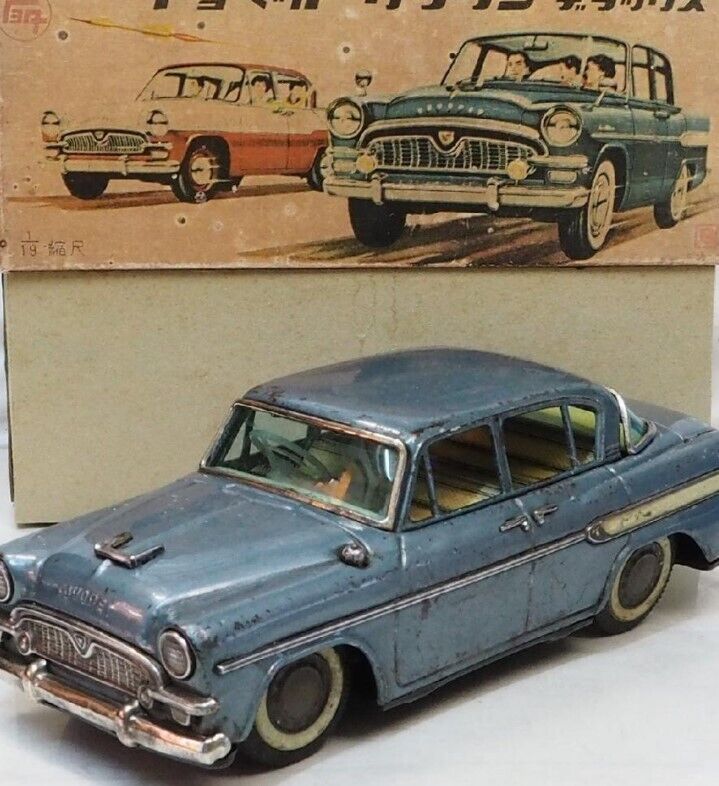 Bandaiya Toyopet Crown Deluxe Without Mirror Tin W/Car Box Bandaiya Toyopet Crown Deluxe Without Mirror Tin W/Car Box