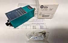 New Allen Bradley Oil Tight DC Limit Switch, Top Push Roller, 802M-DZJ8, 802M-DX