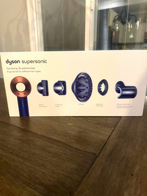 Dyson Supersonic HD08 Hair Dryer Blue/Copper 1600W w/ Diffuser Attachments
