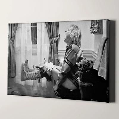 Dumb and Dumber Funny Bathroom Toilet Scene 16'' x 12'' Canvas Wall Art Print