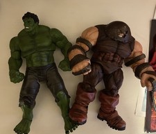 Marvel Diamond Select Juggernaut and Hulk (Avengers)