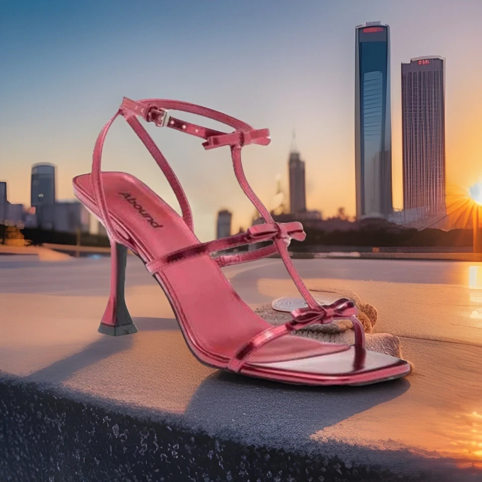 Abound Ramona Bow Women’s Size 8 Flared Heel Sandal. Red Metallic. New in Box. - Image 2 of 4