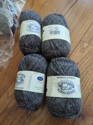 Jamieson's Shetland Spindrift Beutel 4 Stück; 115 Yards je 25g Shaela 102 - Bild 1 von 2