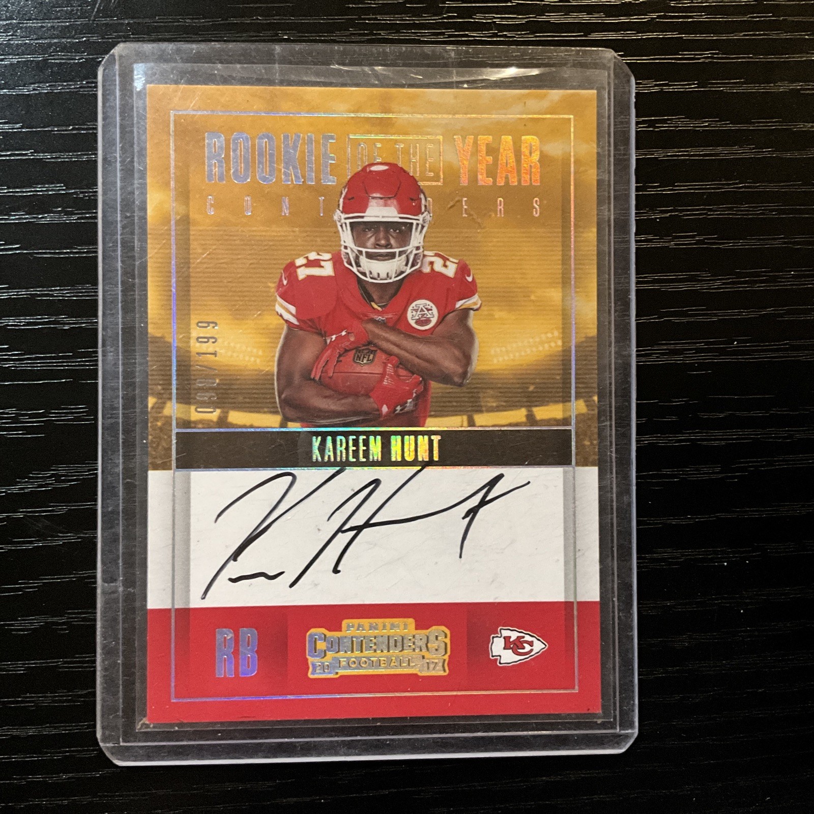 Kareem Hunt Panini Contenders Rookie of the Year Contenders Autographs #RYKH Silver