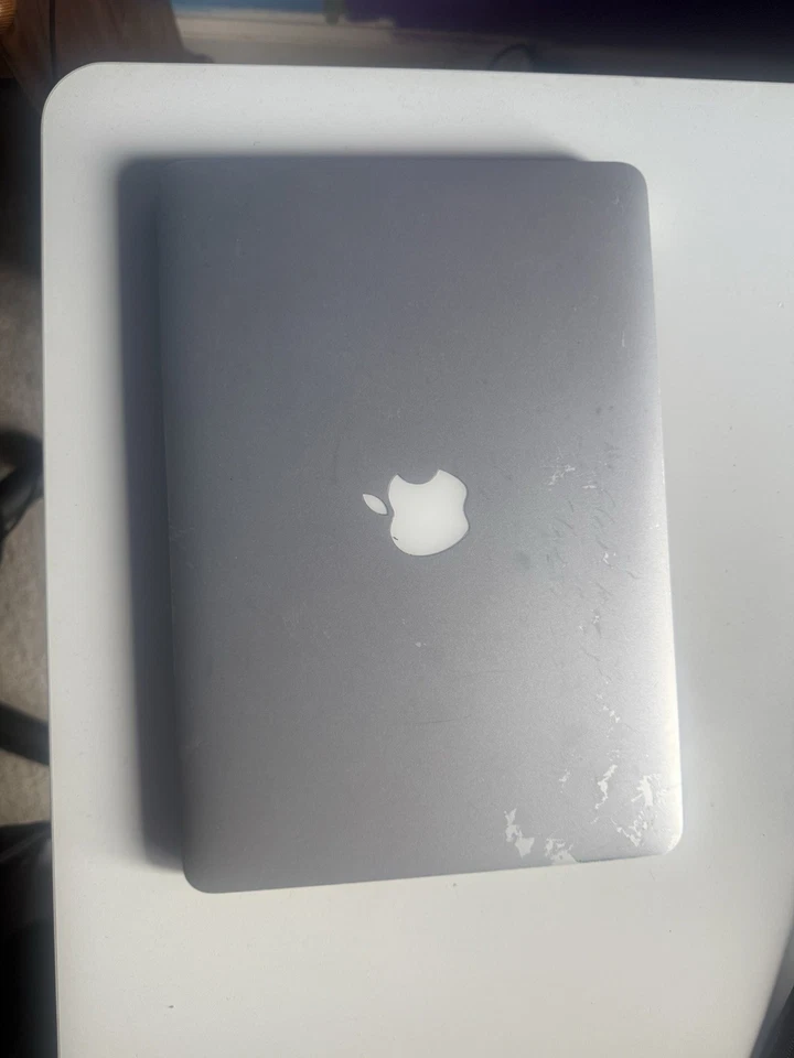 MacBook Pro 13-inch A1502 128GB SSD, 8GB RAM, 2.7GHz With Retina Display, photo 3 of 3