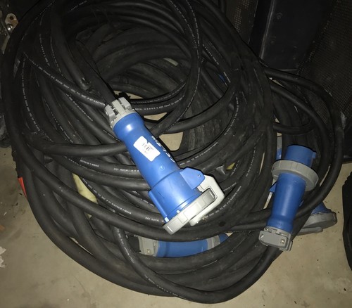 1-HUBBLE 560P9W 60A TO HUBBLE 560C9W 60A 40' ROYAL SOOW 6 AWG 5/C 600V CABLE - Picture 6 of 16