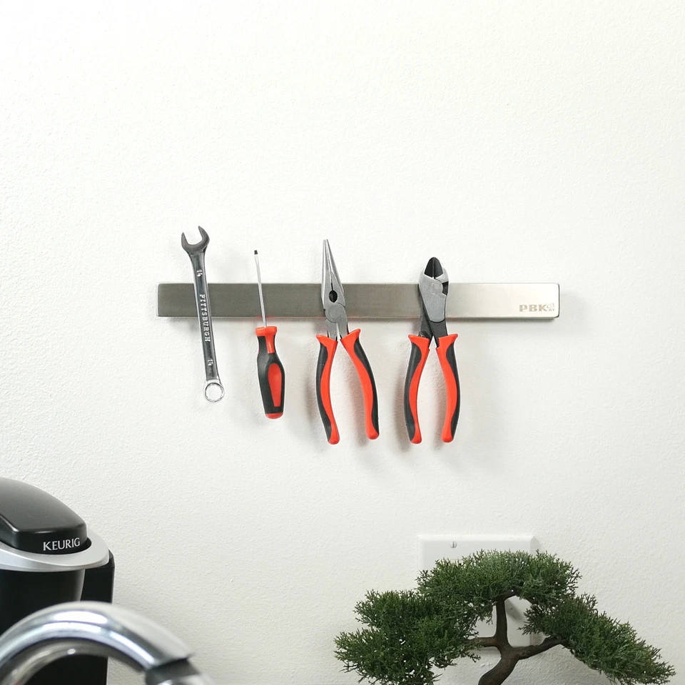Wall-Mount Magnetic Knife Storage Holder Chef Rack Strip Utensil Kitchen Tool - Image 3 of 4