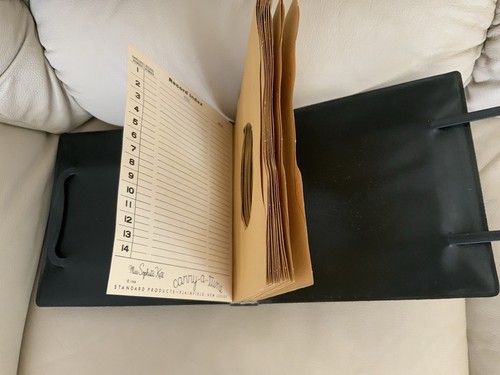 Vintage Mattel Barbie Doll Record Tote, Blank Index, Handles MINT Dated 1961 - Picture 7 of 17