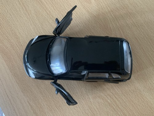 🌟 Motor Max 2001 negro Chrysler PT Cruiser escala 1:24 diecast modelo de coche 🌟 - Imagen 5 de 8