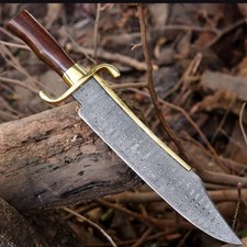 Hand Made Bowie knife Rose wood Handle Damascus Steel Blade Sharp With Sheath