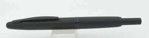 Pilot Capless Vanishing Point Stealth Matte Black Fountain Pen - 18kt F Nib -NEW - Picture 4 of 4