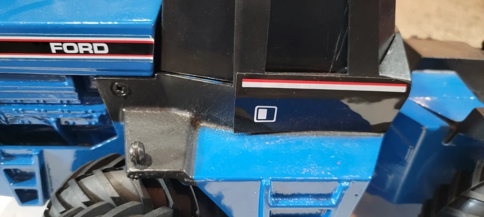 1/16 Ford Versatile 1156 4WD Tractor Scale Models PARTS MART Dealer Scale Models - Image 4 of 4