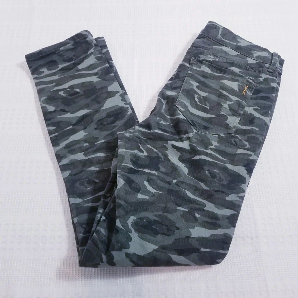 Vintage America Women size 8/29 Camo Vintage Skinny Pants Green Mid Rise - Image 2 of 4