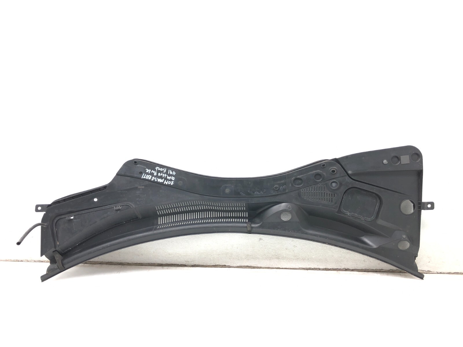 2014-2021 MASERATI QUATTROPORTE AWD FRONT WINDSHIELD COWL GRILLE COVER PANEL OEM