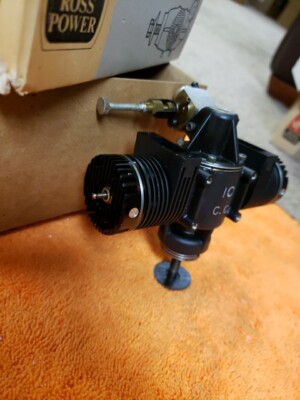 Compartiment moteur noir et rouge photo – Photo Machine Gratuite sur