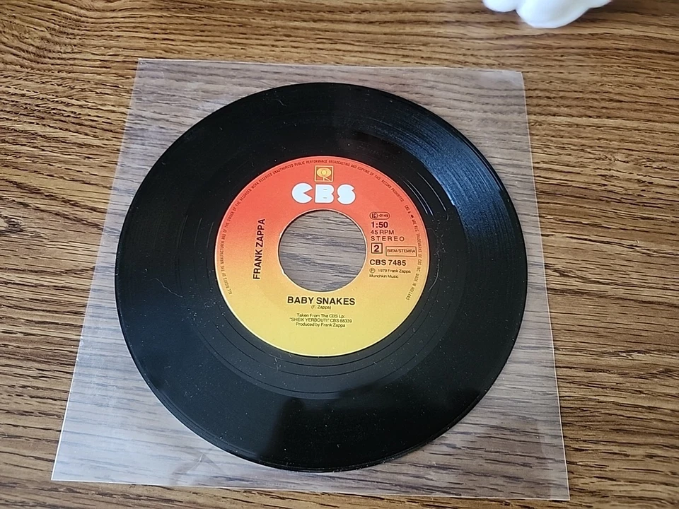 Frank Zappa pair of Holland 1979-1980 7" records w/ picture sleeves vg+ cond - Image 4 of 4