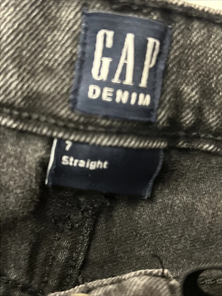 Pantalones de mezclilla Gap para niños y niñas talla 7 regulares rectos negros botones cintura ajustable Foto 4 de 4
