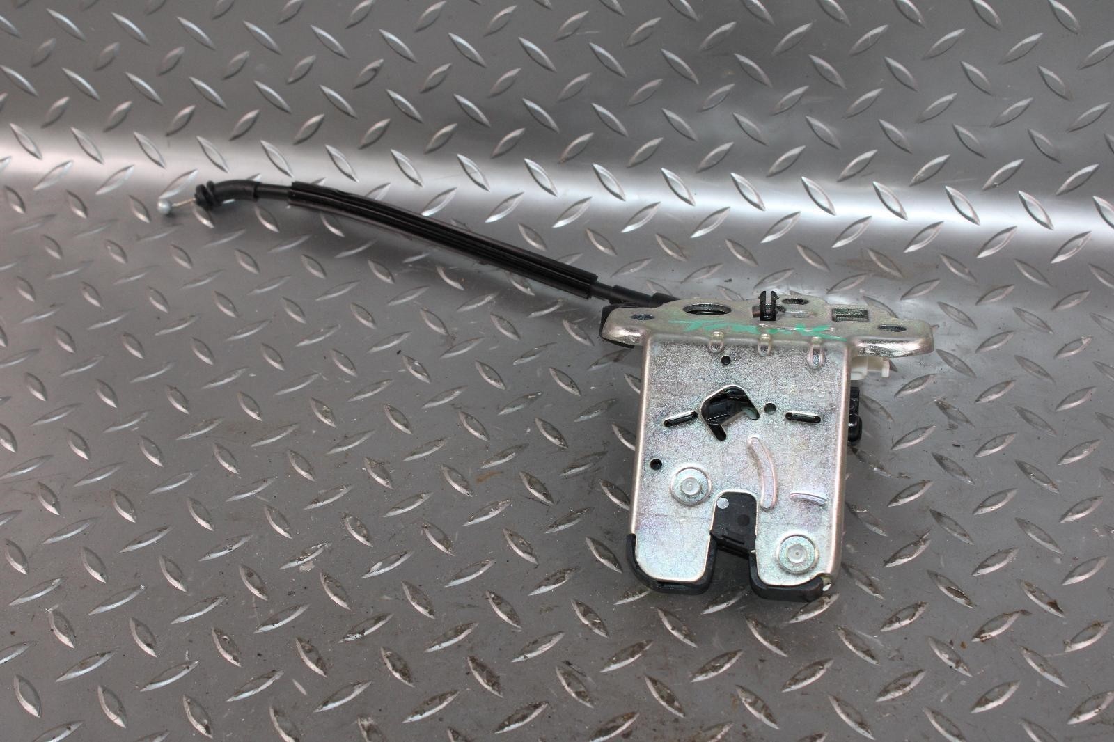 13-18 Flying Spur Electronic Rear Trunk Locking Hatch Latch OEM Factory OE WTY